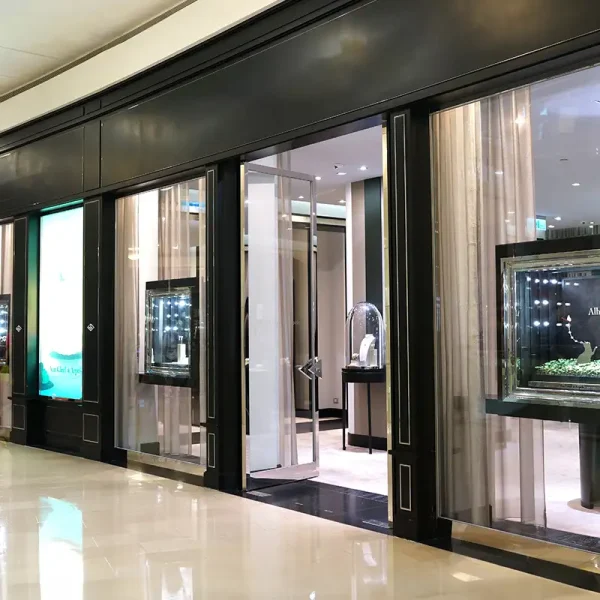 vetrina antisfondamento vetrina antisfondamento