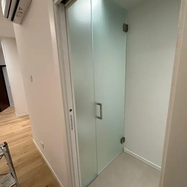 parete divisoria bagno vetro satinato parete divisoria bagno vetro satinato