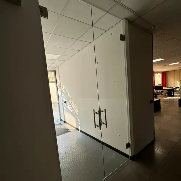 porte divisorie battente due ante vetro ufficio