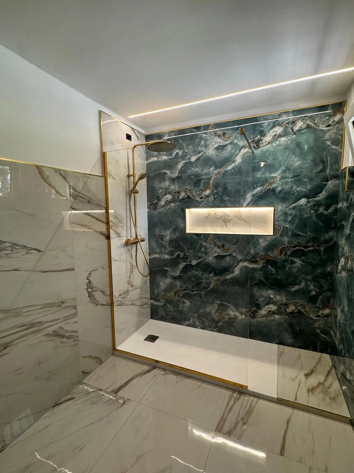 Doccia walk in in cristallo Doccia walk in in cristallo